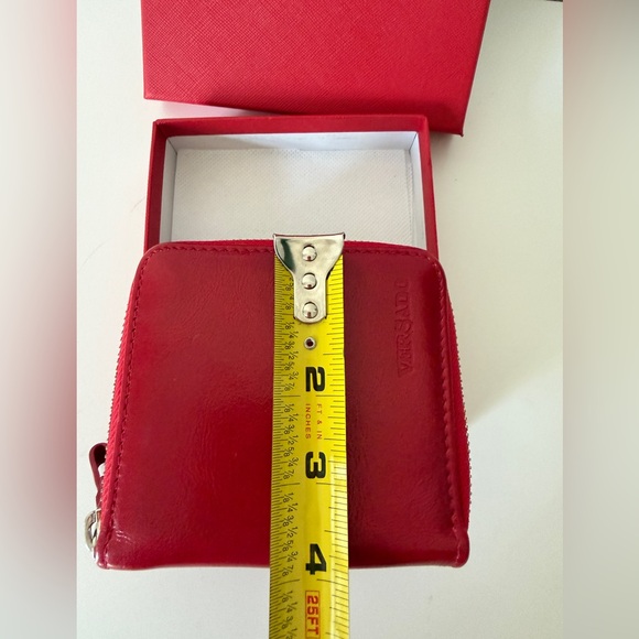 New Red Geniune Leather Zip Wallet - Picture 6 of 6